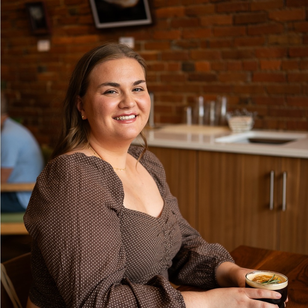 Meet your Posher, Belle